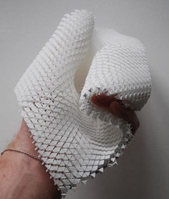 Kebbyite:  Một Vật Liệu Thú Vị Trong Công Nghệ Chế Tạo Bằng In 3D và Phụ Kiện May Mặc Cao Cấp?